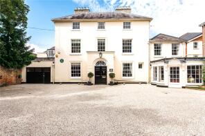 The White House, White Hill, Henley-on-thames RG9 3EP