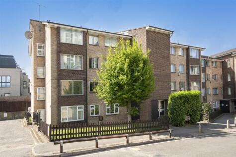 Wellesley Road, Sutton