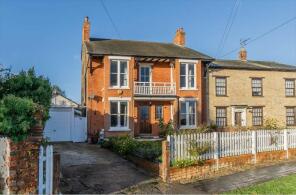 Fontmell Cottage, Olney Road, Emberton MK46 5BX