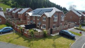 31, Penarron Drive, Kerry, Newtown SY16 4EA