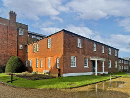 15, Broom Hall, High Street, Biggleswade SG18 9ND