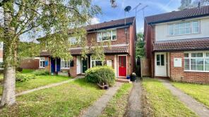 48, Kesteven Way, Wokingham RG41 3AD