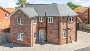 4, Paddock Close, Louth LN11 8FL