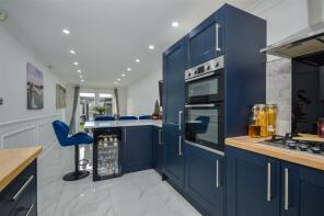 3, Parkside, Middlestown, Wakefield WF4 4UA