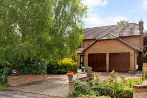 Newbridge House, Chapel Lane, Long Marston, Tring HP23 4QT