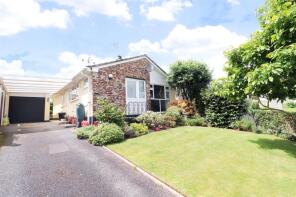4, St Michaels Close, Lawhitton, Launceston PL15 9NF
