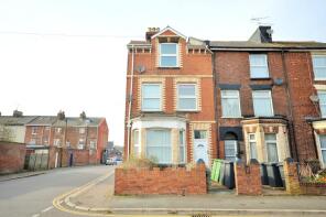 Second Floor Flat, 15, Church Road, St Thomas, Exeter EX2 9AZ