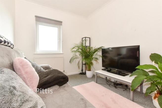 Lounge/ Dining Room