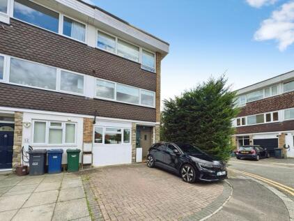 Stanhope Gardens, London, NW7