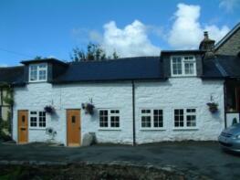 Ty Canol, Llawr-y-glyn, Caersws SY17 5RW