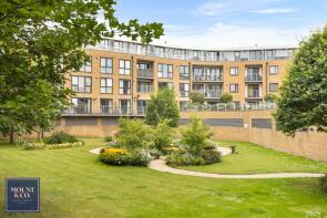 122, Smeaton Court, Hertford SG13 7AU