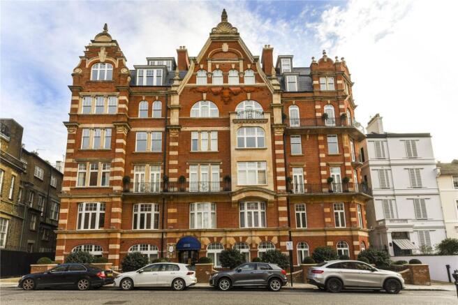 Edwardian Facade
