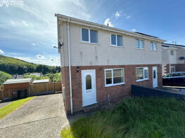 15, Cae America, Llanfairfechan LL33 0SJ