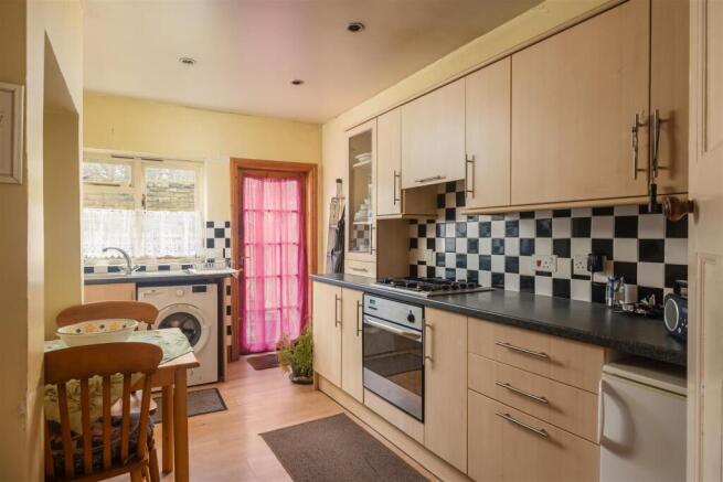 Old Maltongate 54 Kitchen-1.jpg