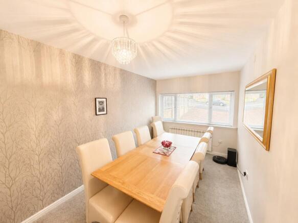 1 Devorgilla Place, Dumfries DG1 3FR - Braidwoods