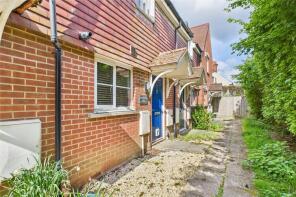 Kingsclere House, Mill Lane, Padworth, Reading RG7 4GD