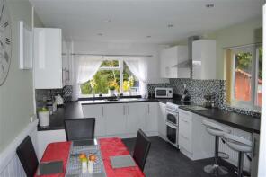 Tregwynt, Dolfor, Newtown SY16 4BN