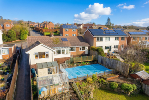 24, Okefield Road, Crediton EX17 2DL