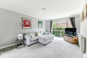 58, Holmesdale Road, Dorking RH5 4HT