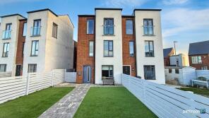 64, Gibson Street, Newbiggin-by-the-sea NE64 6UT