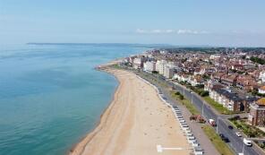 53, The Sackville Apartments, De La Warr Parade, Bexhill-on-sea TN40 1LS