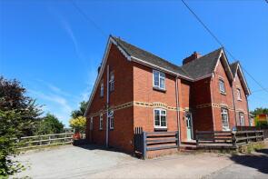 2, Stoke Hill Cottages, C1117 From A465 To Hilltop, Bromyard HR7 4RE