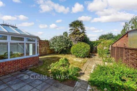 Nore Farm Avenue, Emsworth, Hampshire
