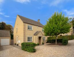 2, Larissa Gate, Thessaly Road, Cirencester GL7 2NJ
