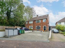 24, Old Forge Close, Watford WD25 7BU