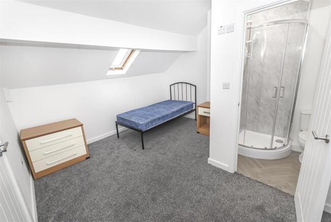 2nd F Room 4.JPG