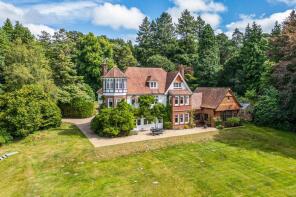 Beacon House, Hill Side Lane, Hill Brow, Liss GU33 7PU