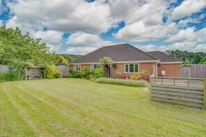 Brackenfield, Wangfield Lane, Curdridge SO32 2DA