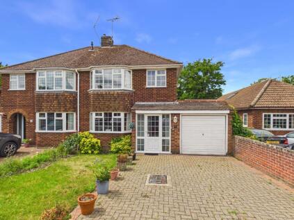 Robindale Avenue, Earley, RG6