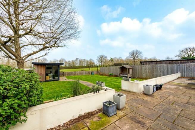 Rear Patio / Garden