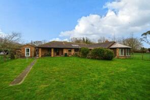 Gorse Lodge, Poundhurst Road, Ruckinge TN26 2PQ