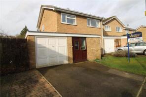 22, Becketts Close, Daventry NN11 6XS
