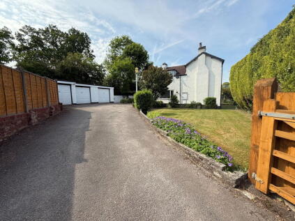 Haslucks Green Road, Majors Green, Shirley, B90 1DE