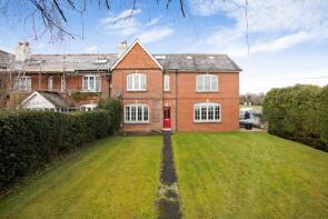 4, Church Park Cottages, Main Road, Newton Abbot TQ13 7SG