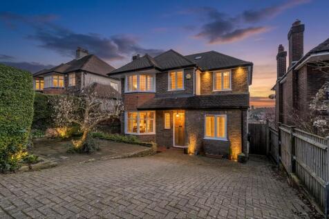 Winifred Road, Coulsdon, CR5