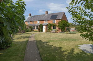 27, Durlett Road, Chippenham SN15 2HY