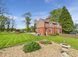 2, Abbey Cottages, Broadhay Lane, Lower Heath, Shrewsbury SY4 5LN