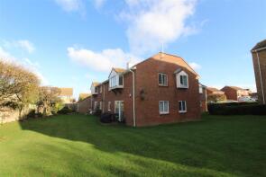 Flat 5, 7, Hadlow Drive, Margate CT9 3YQ