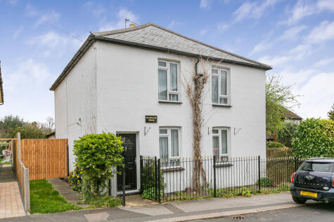 Middle Hill, Egham, Surrey, TW20