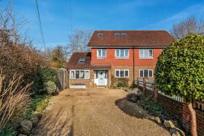 3, The Mead, Priors Way, Edenbridge TN8 7HX