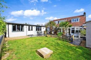 Meadow Bank, Sandy Way, Newport PO30 3LN