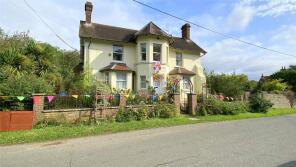 Crossbush House, Crossbush Lane, Crossbush, Arundel BN18 9PQ