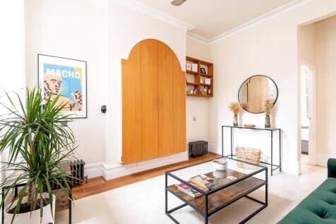 Saltram Crescent, Maida Hill, W9