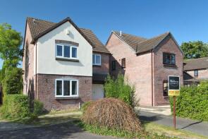 5, Watermill Close, Wotton-under-edge GL12 8BW