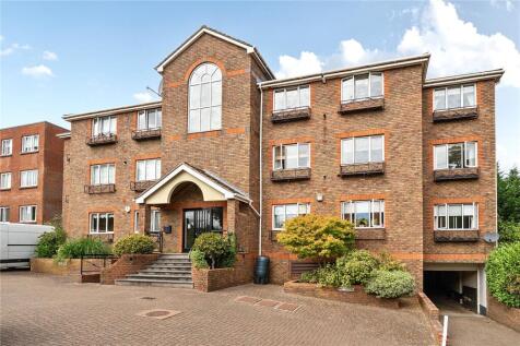 Oatlands Drive, Weybridge, KT13