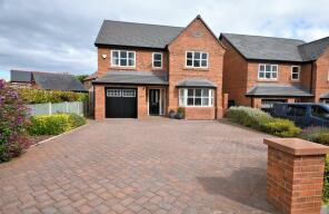Dyffryn, Padeswood Road South, Buckley CH7 2JW
